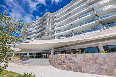 SALTWATER CALM@ The Cosmopolitan Unit 10508 - E Caravan Parks 0