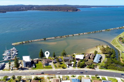 Salty Life - E Caravan Parks 3