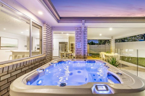 Salty Pause At Bondi House - With Spa And Pet Friendly! - E Caravan Parks 1