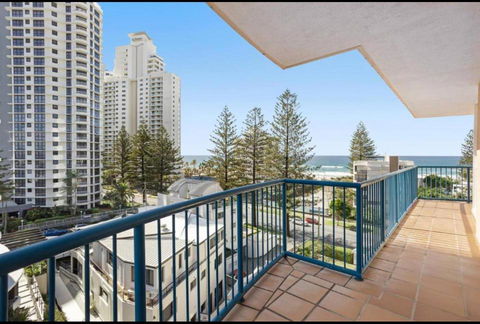 San Mateo On Broadbeach - E Caravan Parks 3
