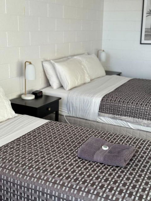San Remo Hotel Motel - E Caravan Parks 1