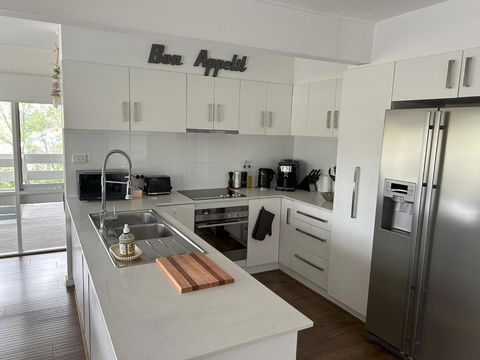 Sanctuary On Toagara With Spa And Heated Pool - E Caravan Parks 1