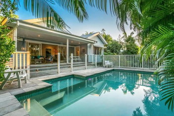 Sanctuary Spaces - Kia Ora Byron with E Caravan Parks