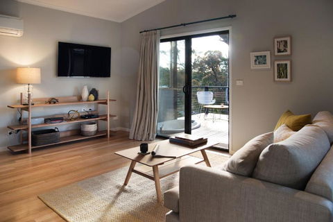 Sanctum - E Caravan Parks 1