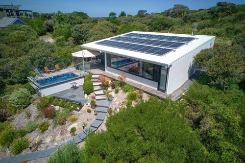 SALT Luxury Couples Villa - E Caravan Parks 0