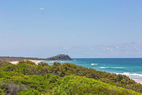 Sandpiper Beachfront House - Hastings Point - E Caravan Parks 3