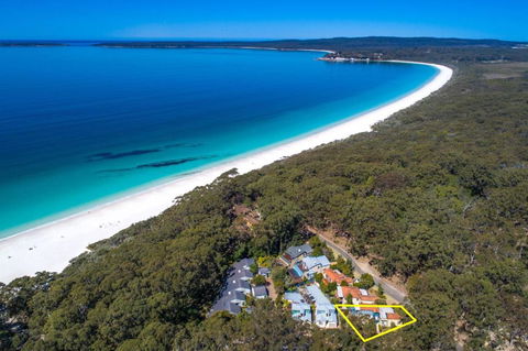 Sandpiper, Hyams Beach - E Caravan Parks 3
