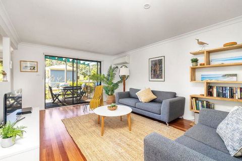 Sandpiper, Hyams Beach - E Caravan Parks 0