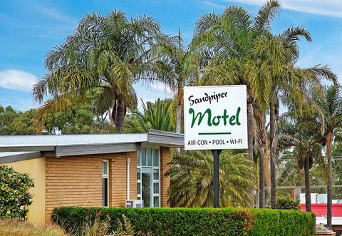 Sandpiper Motel Ulladulla - E Caravan Parks 3