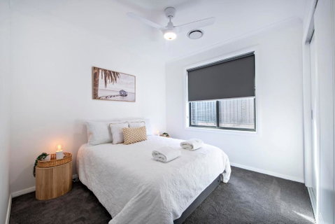 Sandstone - Family Entertainer, Refined Living - E Caravan Parks 1