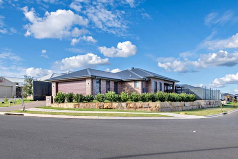 Sandstone - Family Entertainer, Refined Living - E Caravan Parks 3