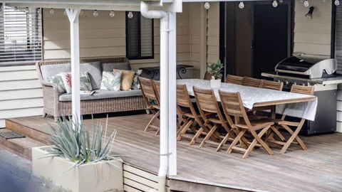 Sandy Cottage - E Caravan Parks 3