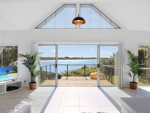 Sandy Cove - E Caravan Parks 1