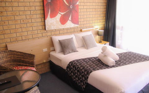Squatters Homestead Motel - E Caravan Parks 1