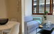 Stylish Apartment In The Heart Of Potts Point - thumb 2