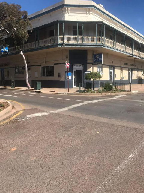 The Flinders Hotel Motel Port Augusta - E Caravan Parks 0