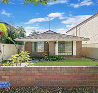 Beachside Holiday Home - E Caravan Parks