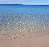 Beachside Husky Waterfront Cabin - E Caravan Parks