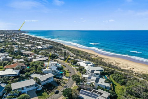Beachside Luxury, Sunrise Beach - E Caravan Parks 1