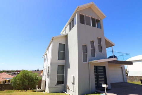 Beachside Oasis - E Caravan Parks 0