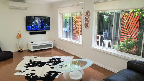 Beachside Villa Ettalong Beach - E Caravan Parks 0