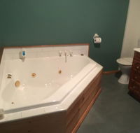 Beaumaris Beach Guest House - E Caravan Parks