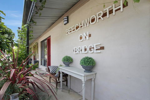 Beechworth On Bridge Motel - E Caravan Parks 0