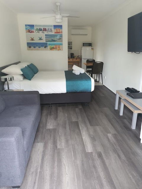 Beerwah Motor Lodge - E Caravan Parks 3