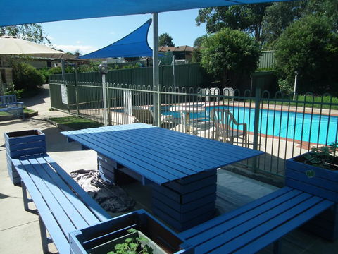 Bega Southtown Motor Inn - E Caravan Parks 2