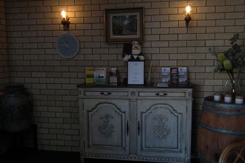 Bega Southtown Motor Inn - E Caravan Parks 1