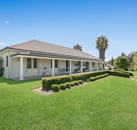 Bellfield House Mudgee - E Caravan Parks