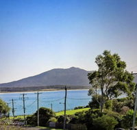 Bermagui Beach Apartment - E Caravan Parks