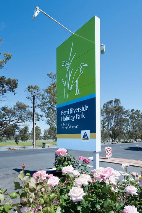 Berri Riverside Holiday Park - E Caravan Parks 3