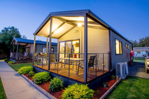 BIG4 NRMA Yarrawonga Mulwala Holiday Park - E Caravan Parks 3