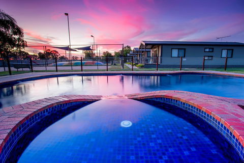 BIG4 NRMA Yarrawonga Mulwala Holiday Park - E Caravan Parks 1