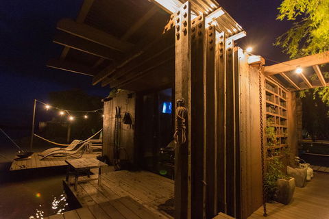 Bill's Boathouse - E Caravan Parks 3