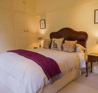 Billy Buttons Bed and Breakfast - E Caravan Parks