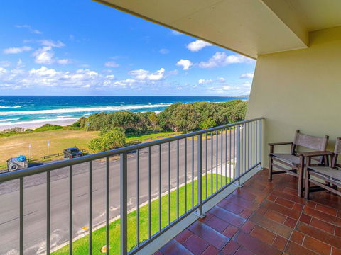Bindaree 9 - Spectacular Views - E Caravan Parks 3