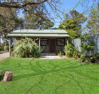 BLUE APPLE LODGE