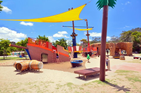 Blue Ocean Apartment - E Caravan Parks 2