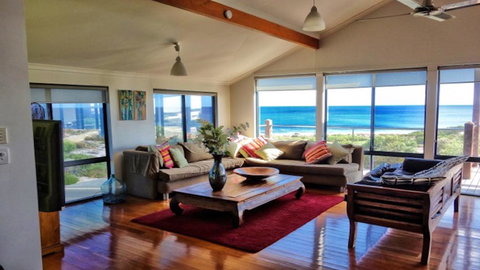 Blue Ocean Haven - Peppermint Grove Beach WA - E Caravan Parks 1
