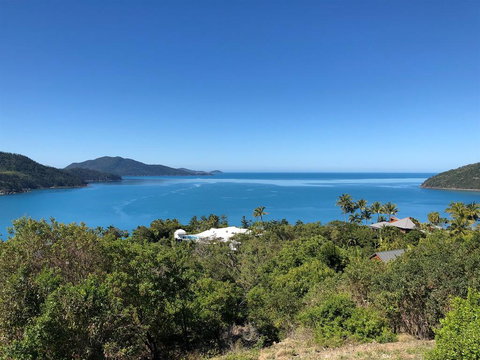 Blue Water Views Apartments - E Caravan Parks 2