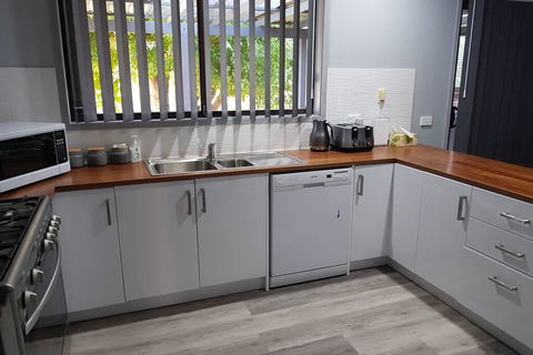 Blue Wren BnB Bathurst - E Caravan Parks 2