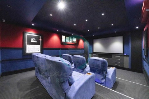 ZenLux: 4BR Bayview Mansion Infinity Pool + Cinema - E Caravan Parks 0